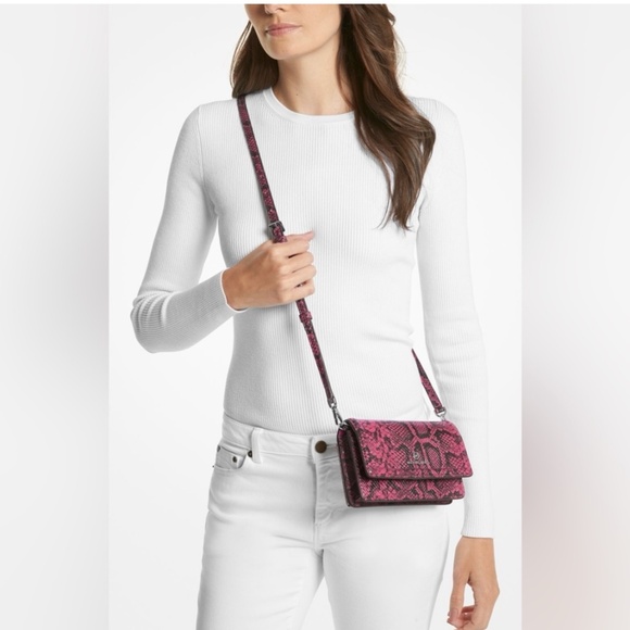 Michael Kors Jet Set Charm Small Phone Crossbody - Picture 1 of 6